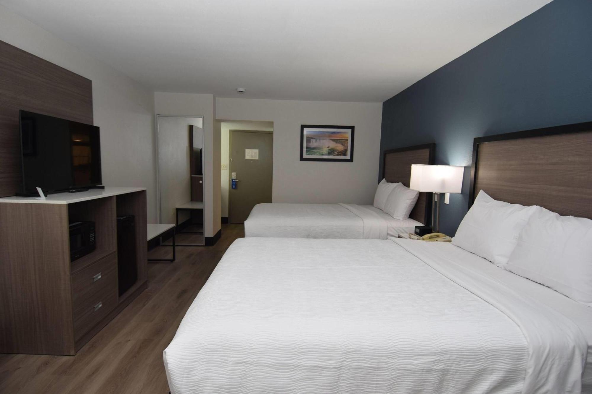 Baymont By Wyndham Batavia - Darien Lake מראה חיצוני תמונה