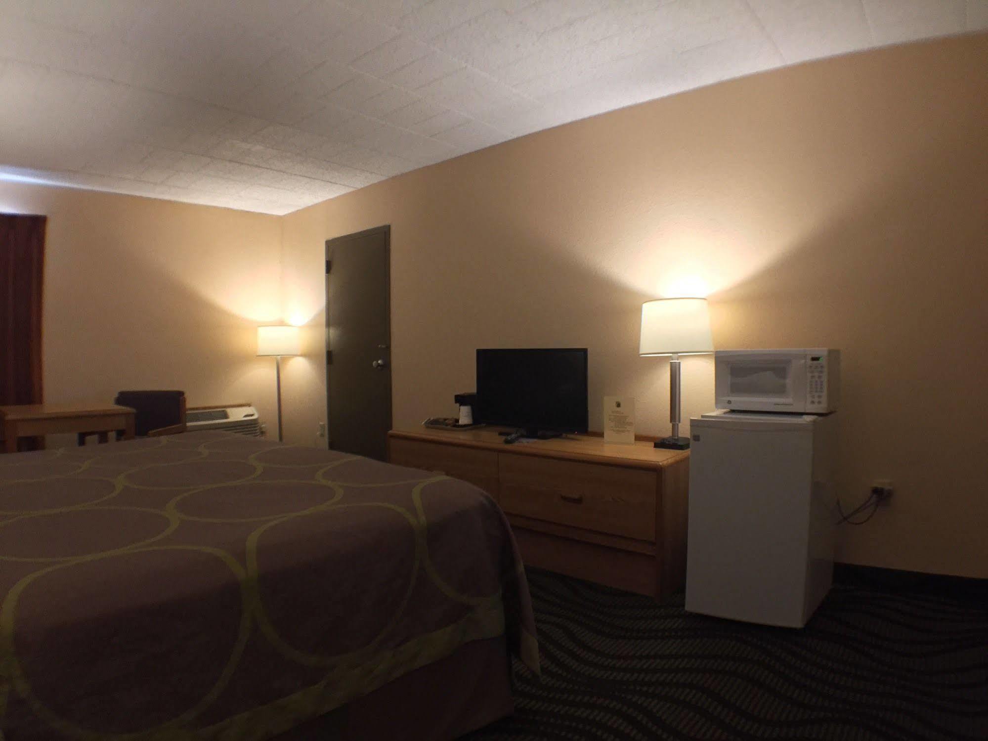 Baymont By Wyndham Batavia - Darien Lake מראה חיצוני תמונה